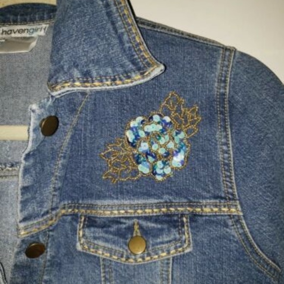 ❤ Embroidered Cowboy Jean Jacket - Picture 2 of 6